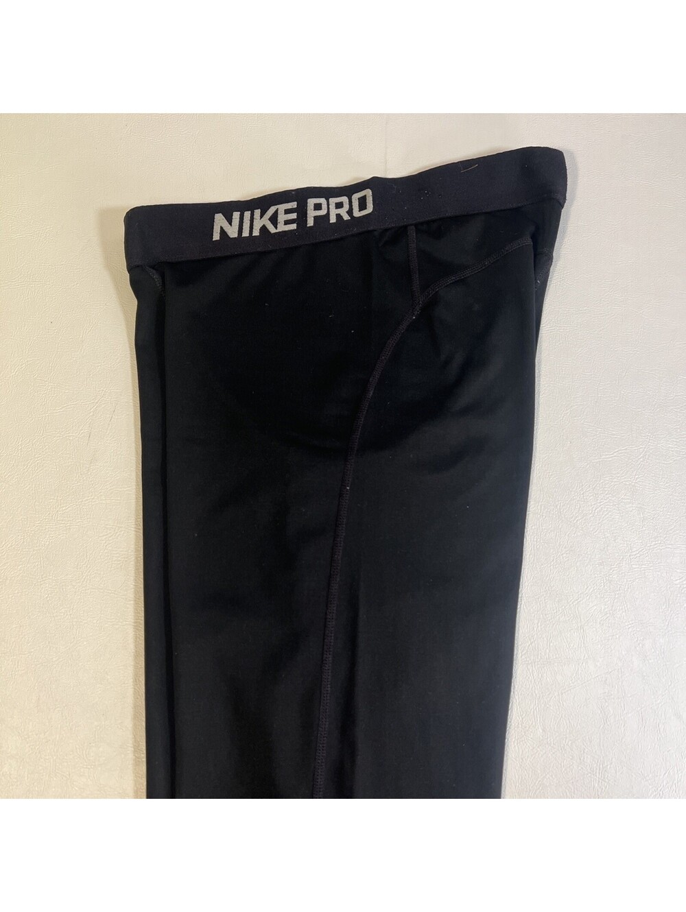 Nike Pro Dri Fit Womens Small Mid Rise Crop Leggings Athletic, size small, black - Picture 3 of 6